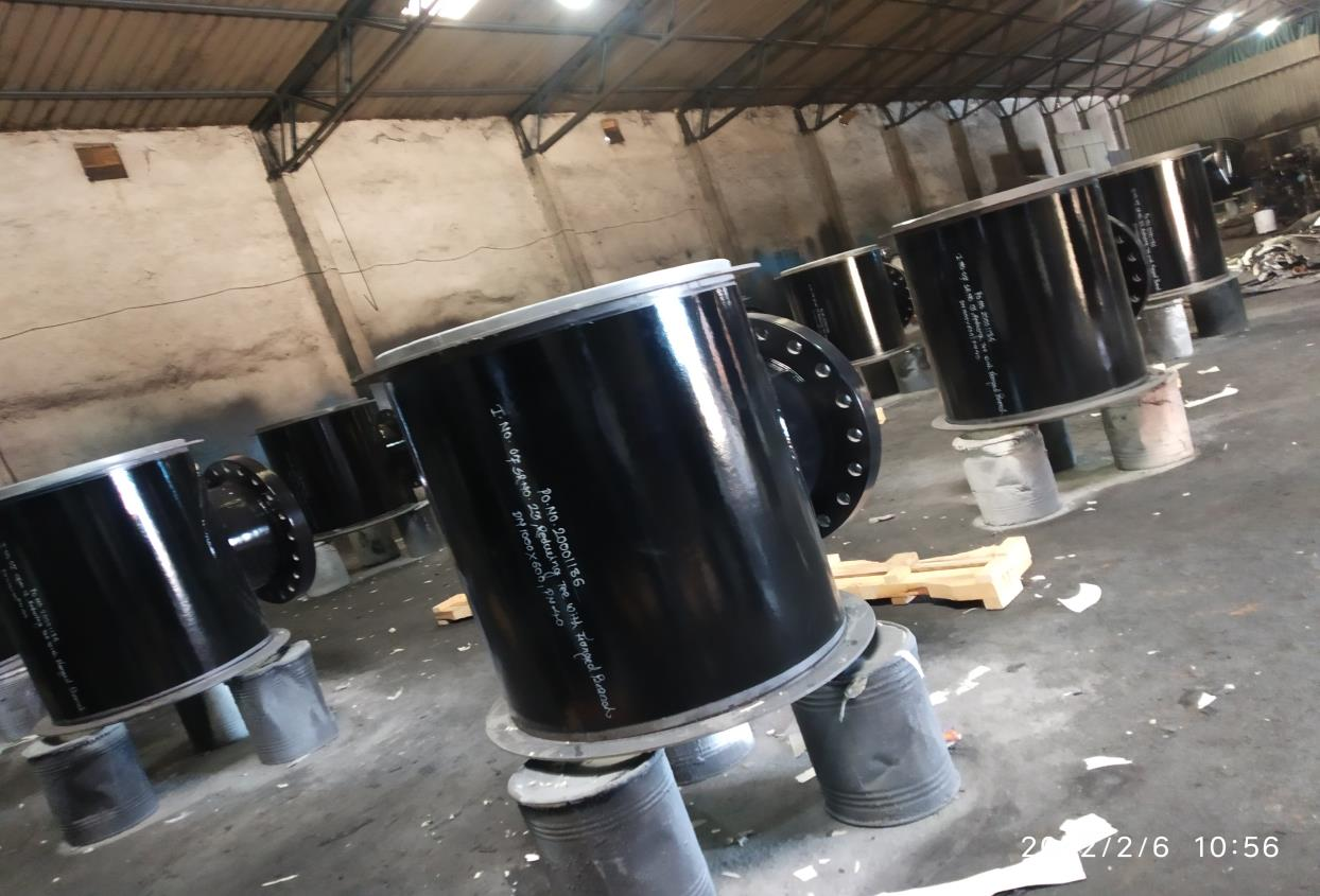 reducing-tee-with-flanged